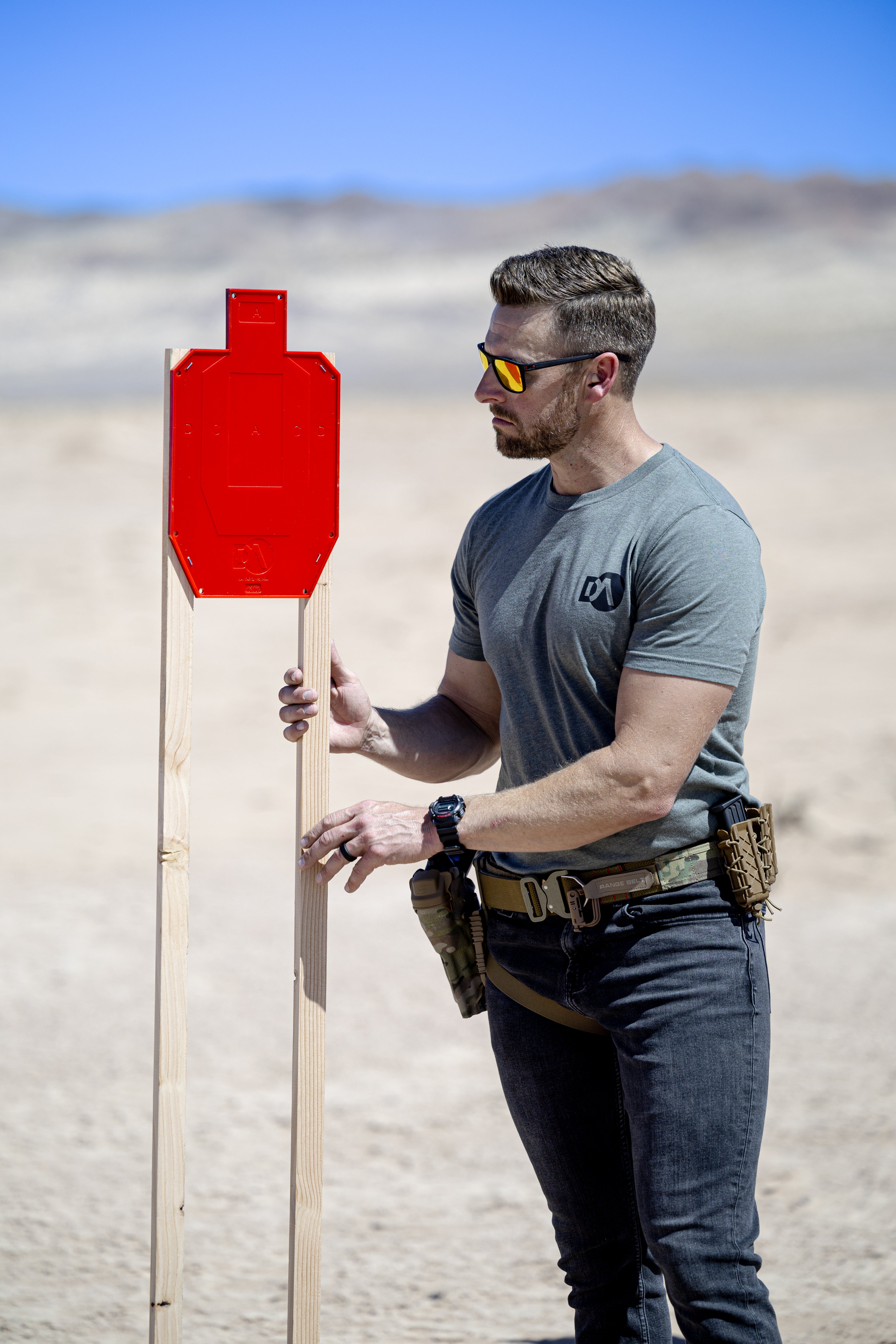 Half-Size Silhouette Color-Changing Target